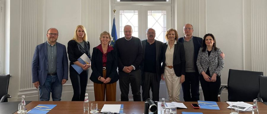 ALDA Meeting (Trieste, 15 May)